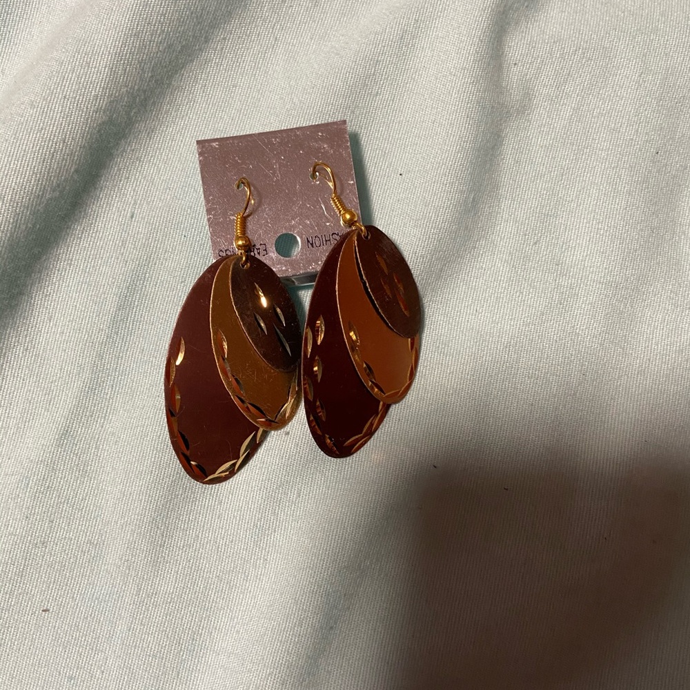 Dangling earring handmade brand new